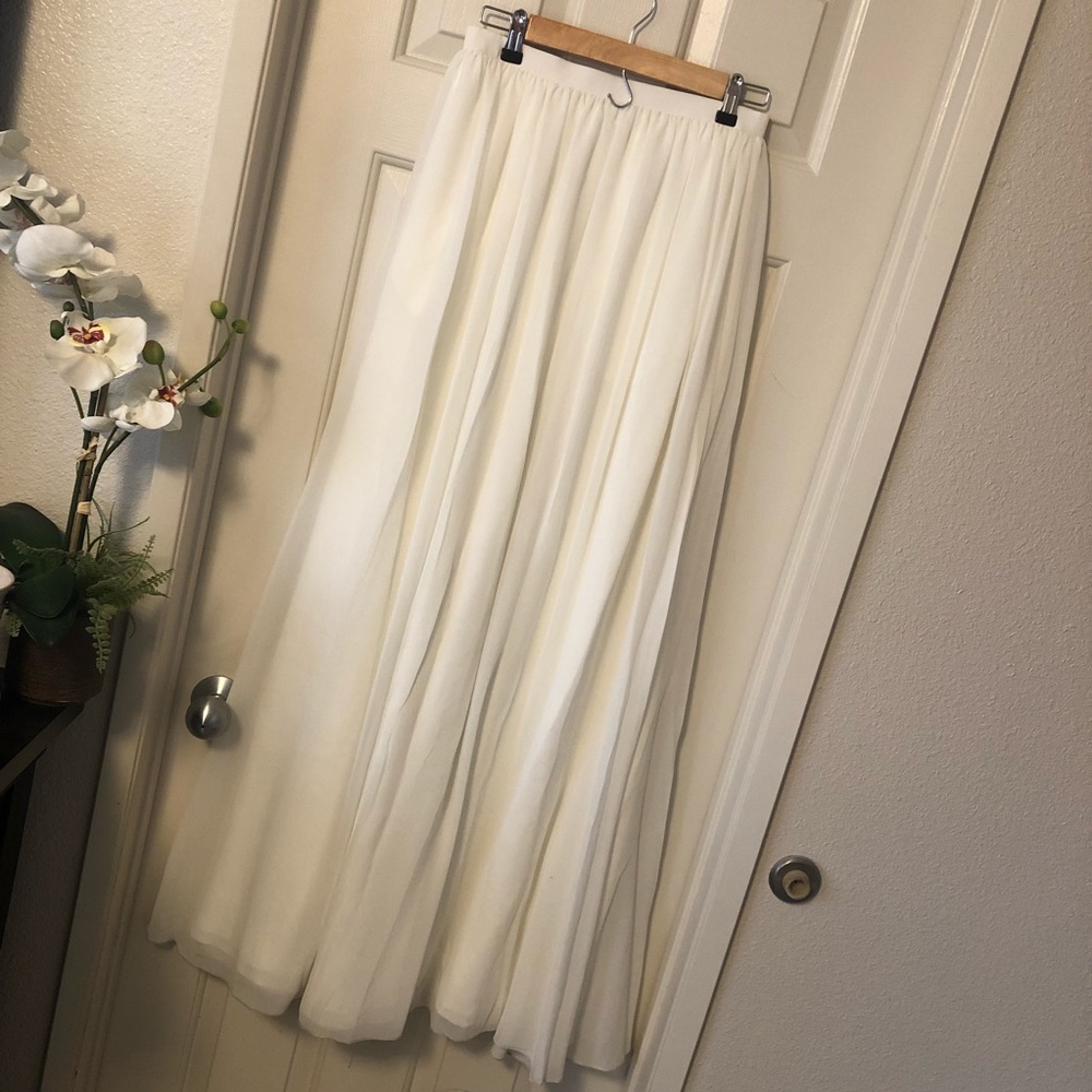 Clara Chiffon Skirt - Pearl White